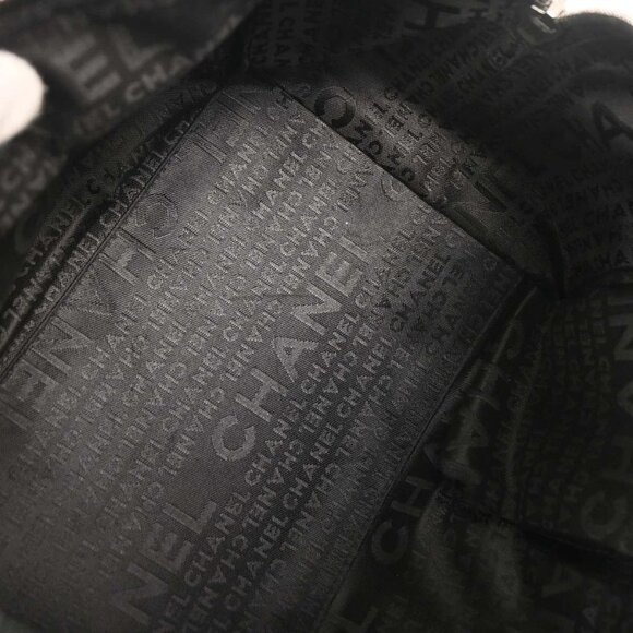 Chanel Black Calfskin Choco Bar Handbag - Picture 8 of 10